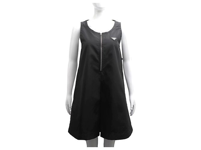 Prada Abito a canotta in nylon con logo triangolare e mezza zip Nero - vista 9