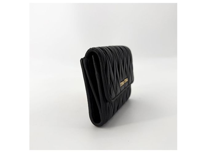 Miu Miu Matelassé-Ledergeldbörse mit goldenem Logo Schwarz - Ansicht 5