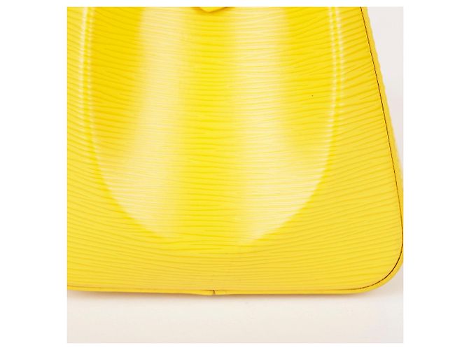 Louis Vuitton Borsa Tote e Borsa a Spalla MM Size in pelle Épi Suprlo D'oro - vista 13