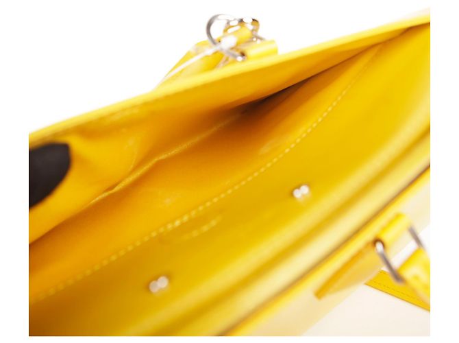 Louis Vuitton Borsa Tote e Borsa a Spalla MM Size in pelle Épi Suprlo D'oro - vista 25