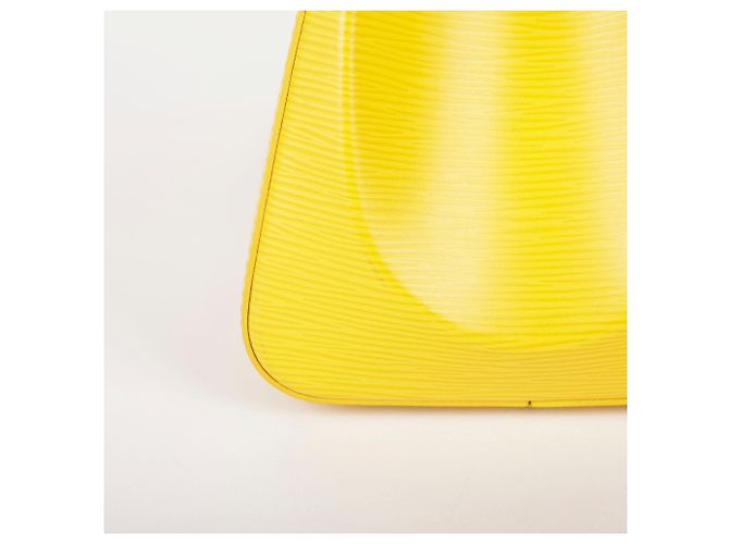 Louis Vuitton Borsa Tote e Borsa a Spalla MM Size in pelle Épi Suprlo D'oro - vista 8