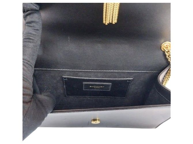 Saint Laurent Borsa a tracolla Kate Medium Chain in pelle nera con nappa dorata Satchel Nero - vista 4