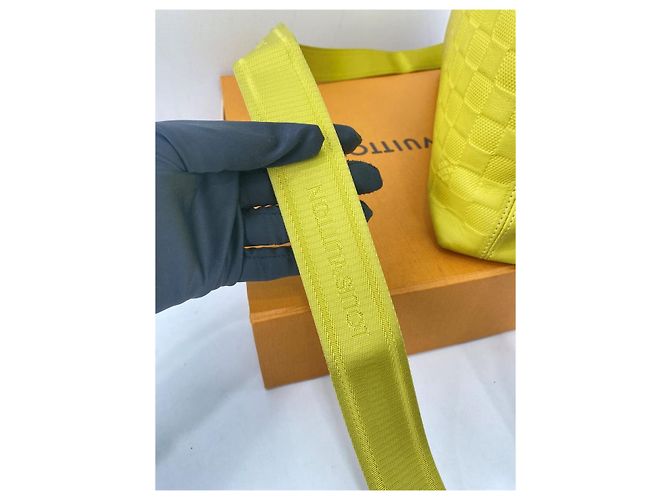 Louis Vuitton Portadocumenti Business Document Bag Damier Infinite Giallo - vista 9