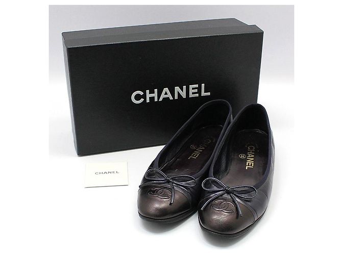 Chanel Ballerine bicolore blu metallizzato e bordeaux con nastro - vista 2