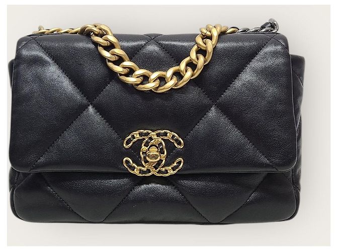 Chanel Borsa con patta in agnello nero Medium Interno Chip - vista 2