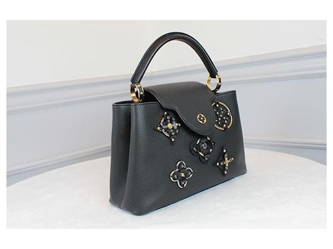 Louis Vuitton Flower Capucines PM Black Nero - vista 5