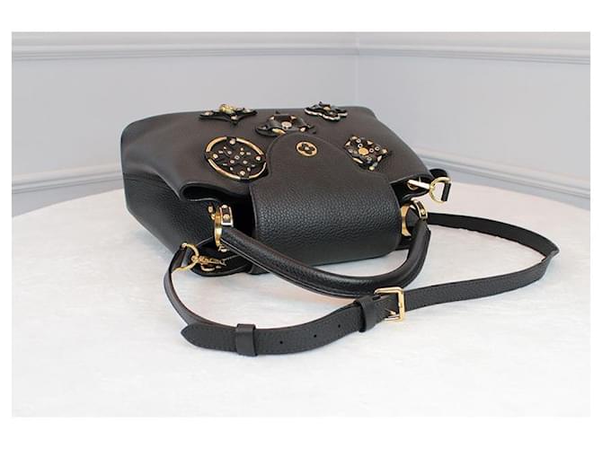 Louis Vuitton Flower Capucines PM Black Nero - vista 7