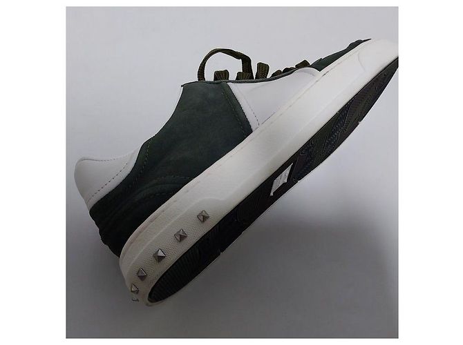 Valentino Baskets Flycrew Rockstud en daim Taille Argenté - vue 3