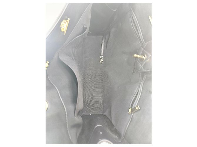 Chanel Borsa a tracolla shopper Timeless in pelle di agnello nera e oro Nero - vista 16