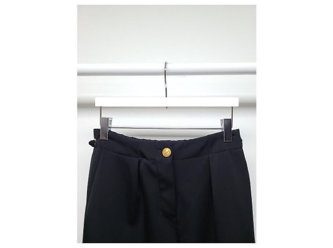 Louis Vuitton Pantaloni Jogger con Cerniera Laterale e Bottoni Oro Nero - vista 2