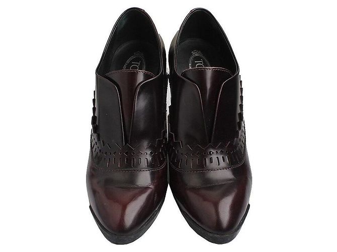 Tod's Bota de cuero perforado burdeos Roja - vista 2