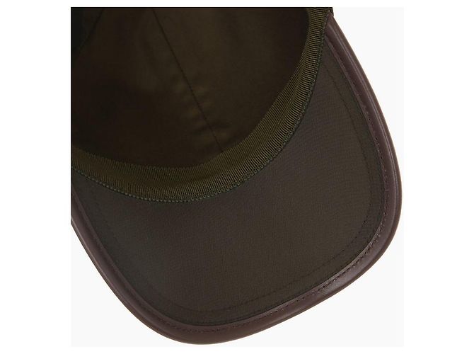 Prada Cappellino in Re-Nylon Speedlock verde Selva Nero - vista 11