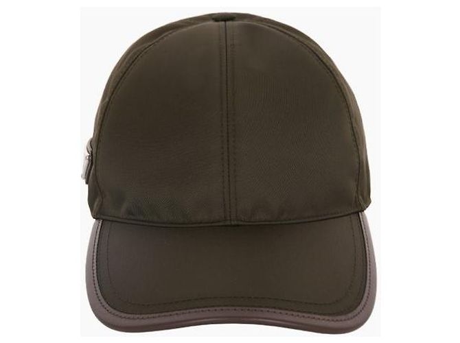 Prada Cappellino in Re-Nylon Speedlock verde Selva Nero - vista 2