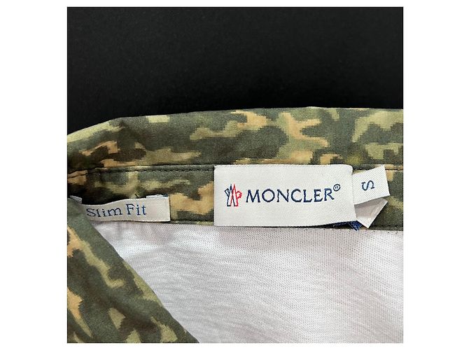 Moncler T-Shirt mit Camouflage-Kragen Mehrfarben - Ansicht 6