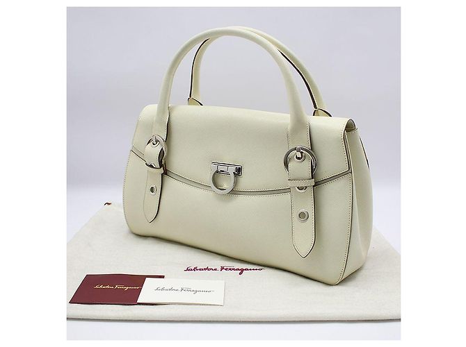 Salvatore Ferragamo Borsa Tote Saffiano Silver Gancini Bianco - vista 2