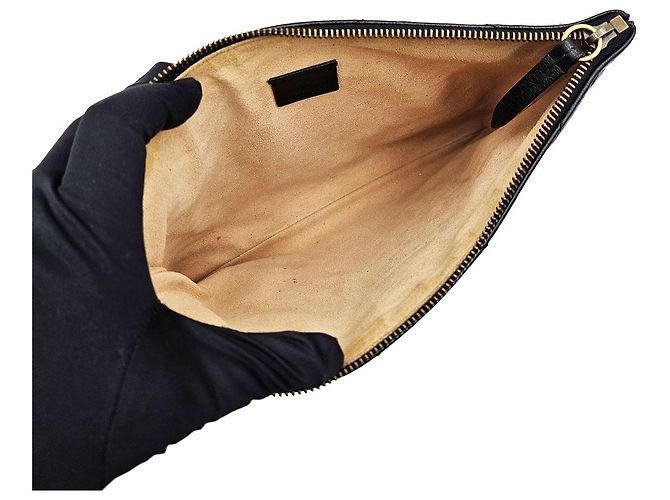 Gucci Clutch Black Matelassé Chevron GG Marmont Preto - vista 8