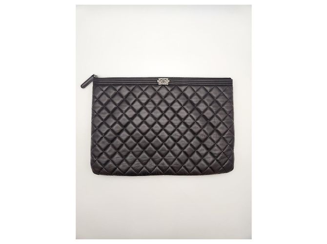 Chanel Clutch Boy Large Black Series Nero - vista 6