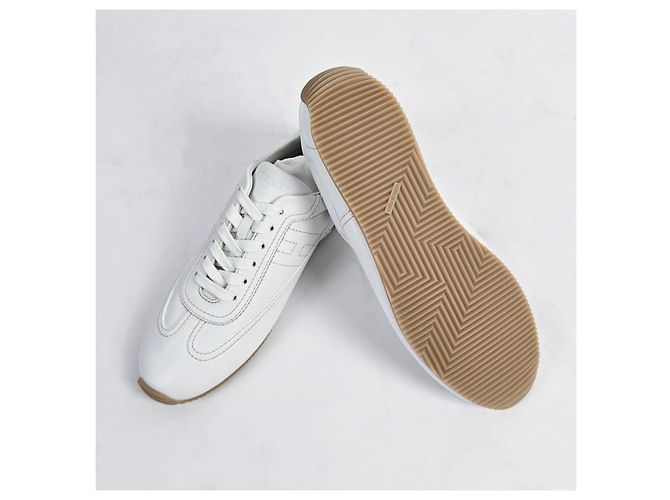 Hermès Sneakers da donna con suola sottile in Blanc Argento - vista 13
