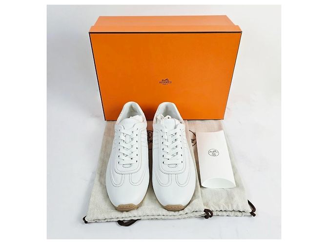 Hermès Sneakers da donna con suola sottile in Blanc Argento - vista 15