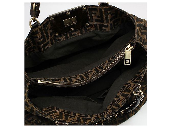 Fendi Bolsa de ombro com corrente larga Juka Mia Marrom - vista 8