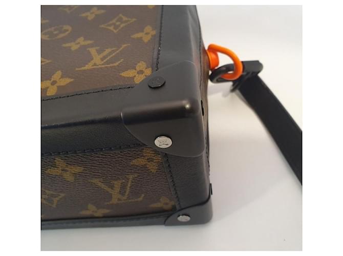 Louis Vuitton Borsa a tracolla Soft Trunk Nero - vista 5