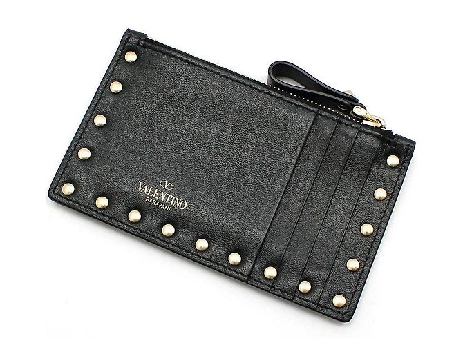 Valentino Schwarzes Leder-Kartenetui mit Gold-Rockstud-Reißverschluss - Ansicht 4