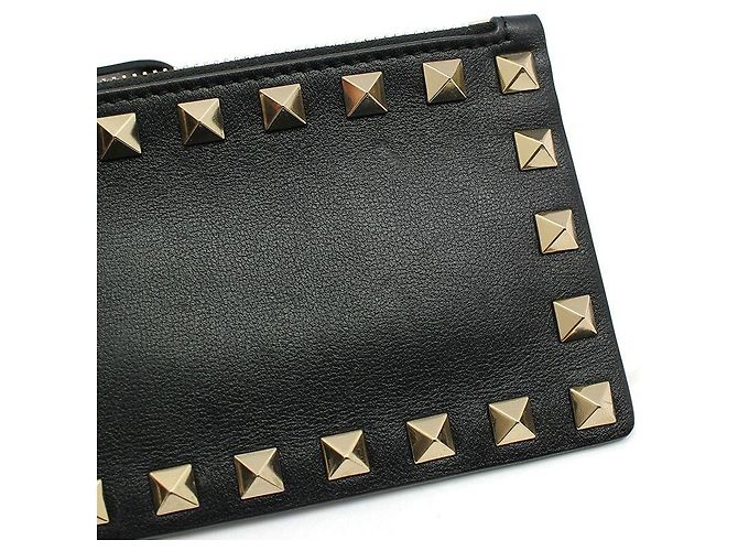 Valentino Schwarzes Leder-Kartenetui mit Gold-Rockstud-Reißverschluss - Ansicht 5