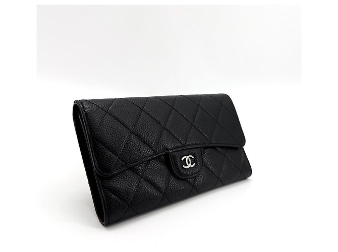 Chanel Portafoglio Flap in Caviar Argento Classico Nero - vista 2