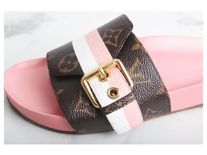 Louis Vuitton Pantofola Monogram Gold Rosso - vista 3