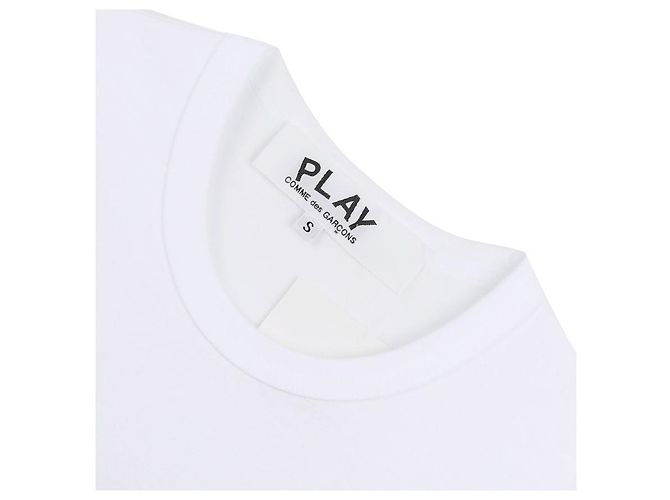 Comme Des Garcons T-Shirt mit Rundhalsausschnitt, kurzen Ärmeln und kleinem roten Herz-Patch - Ansicht 5