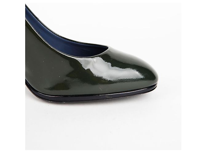 Saint Laurent Grüne Pumps aus Lackleder - Ansicht 16