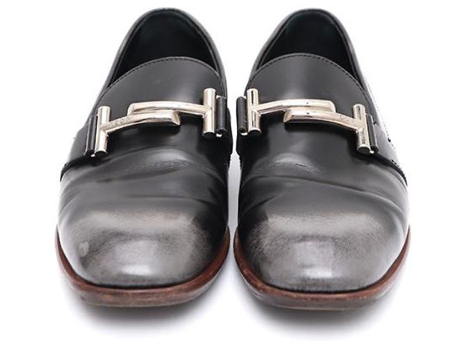 Tod's Mocassino in pelle nero e argento con doppio logo da donna - vista 10