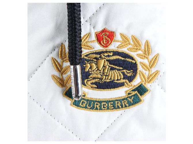 Jaqueta acolchoada com capuz Burberry - vista 4
