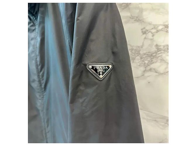 Prada Re-Nylon Reversible Triangle Logo Jacke Schwarz - Ansicht 10