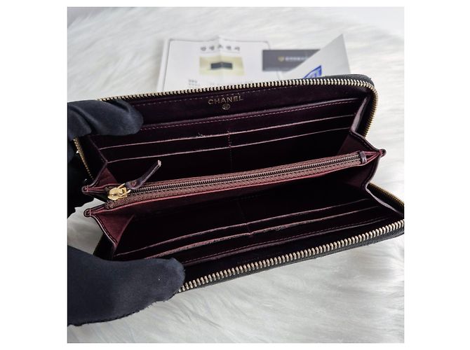 Chanel Portafoglio lungo con zip in caviar nero - vista 10