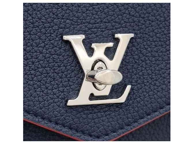 Louis Vuitton Pochette Mylockme Chain Crossbody Bag - vista 6