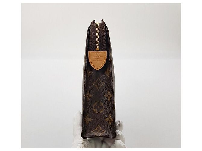 Louis Vuitton Pochette Toilett Clutch Bag Marrone - vista 2