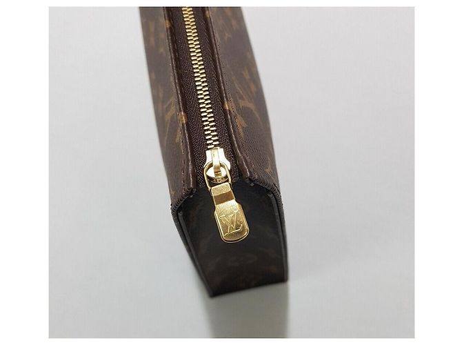 Louis Vuitton Pochette Toilett Clutch Bag Marrone - vista 5