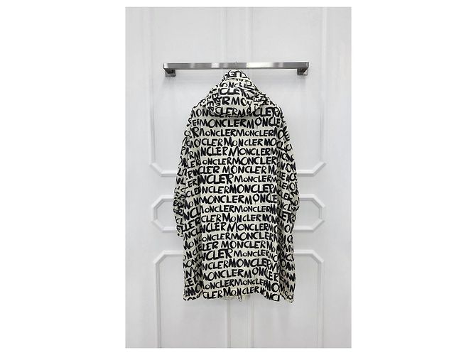 Chaqueta con capucha de nylon Moncler Amsterdam Plata - vista 2
