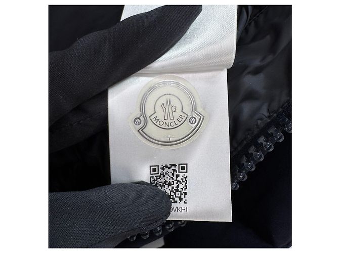 Moncler Montgenèvre Down Jacket Navy Blue - view 10