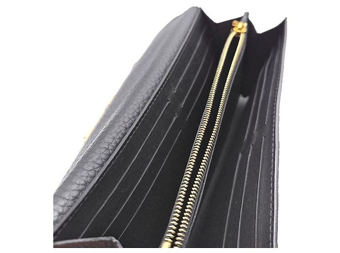 Louis Vuitton Carteira Capucines em Python Preto - vista 6