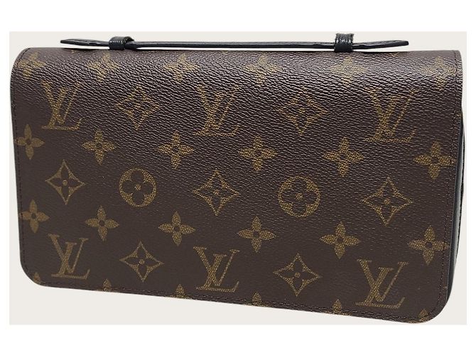 Louis Vuitton Monogram Zippy Wallet Brown - view 2