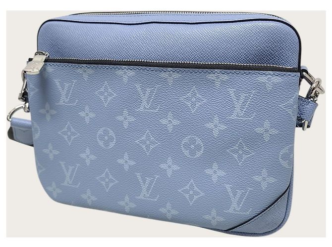 Louis Vuitton Borsa Messenger Monogram Trio Blu - vista 3