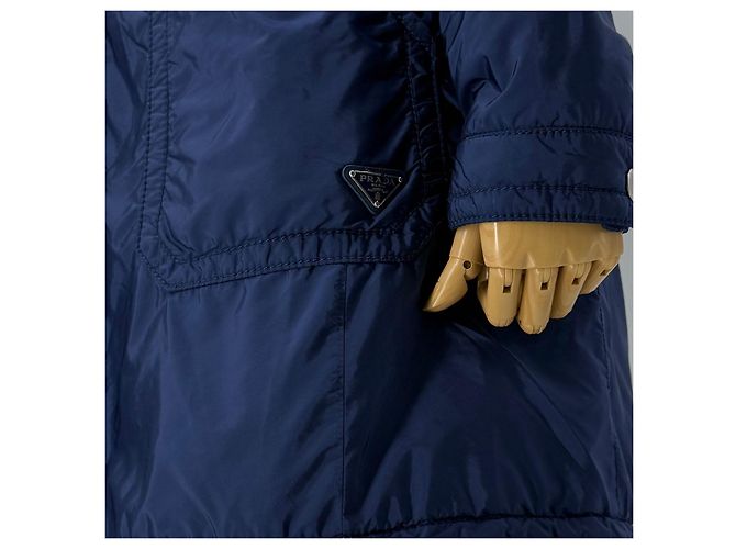 Prada Leichte Damen-Langjacke aus Re-Nylon mit Triangle-Logo Mehrfarben - Ansicht 7