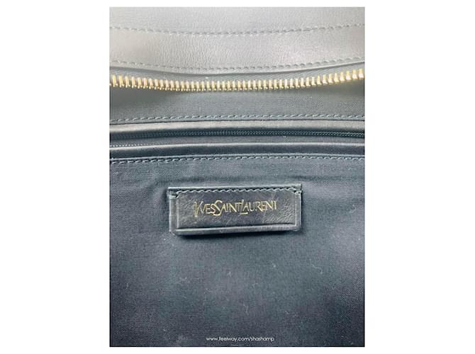 Saint Laurent Cabas Chyc Python Medium Tote Bag Doré - vue 7