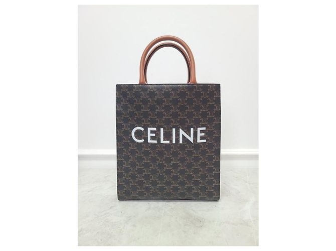 Céline Bolso Tote Vertical Triomphe Canvas Small Castaño - vista 2
