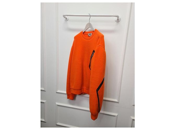 Hermès Suéter de malha de cashmere com detalhe de remendo em couro laranja - vista 3