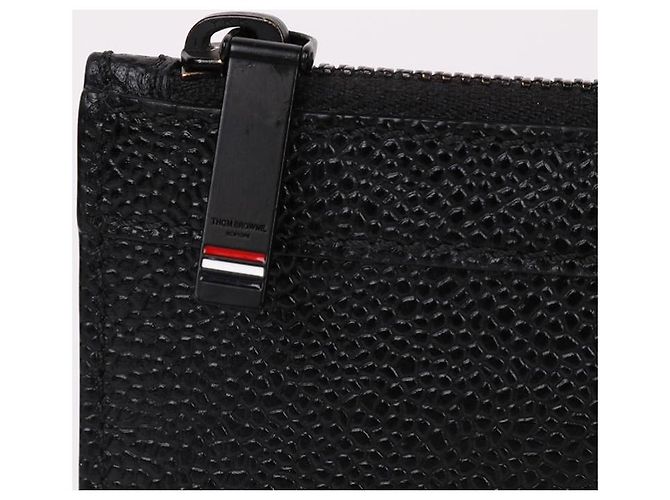 Thom Browne Grande clutch nera con etichetta in ottone - vista 5