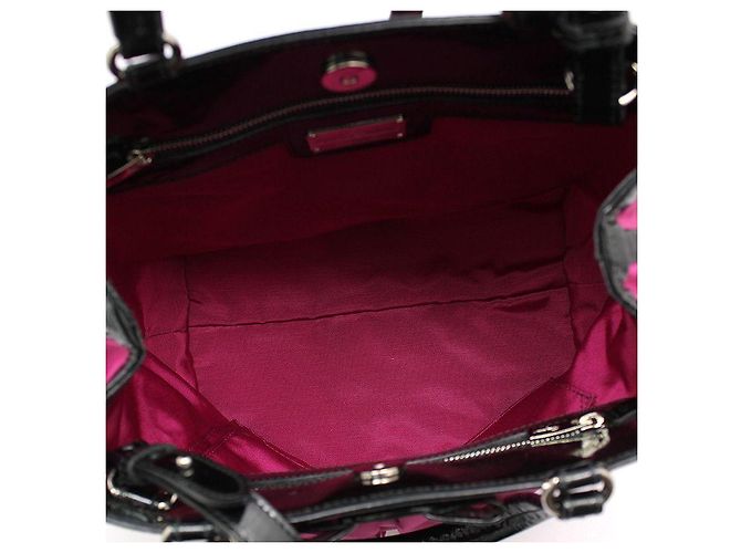 Salvatore Ferragamo Borsa a tracolla e a spalla in tessuto rosa acceso e vernice nera Vara Nero - vista 11