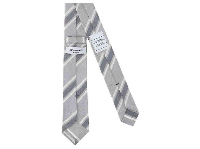 Thom Browne Cravatta Mogador Classic con listino Outline Lip Stripe Marrone - vista 6